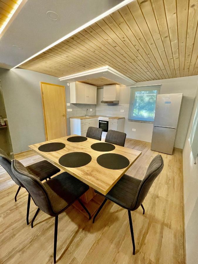 Cebelnk: Sanjska Hisica 4 Km Od Bleda Villa Lesce  Exteriör bild